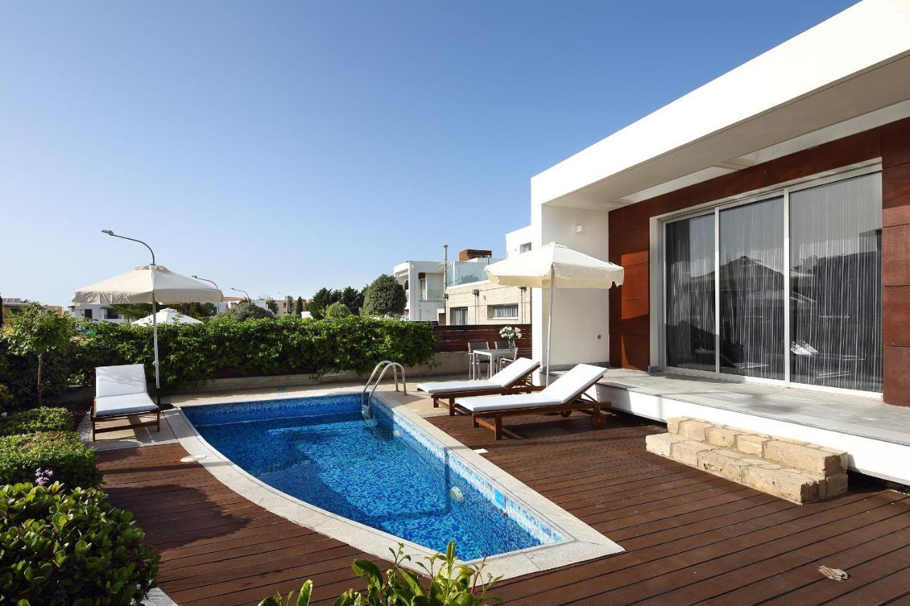 Paradise Cove Luxurious Beach Villas Pafos Exterior foto