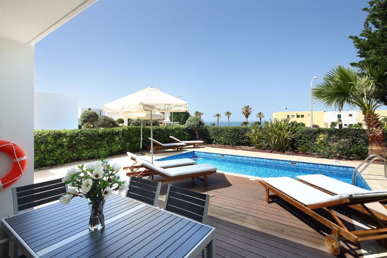 Paradise Cove Luxurious Beach Villas Pafos Exterior foto