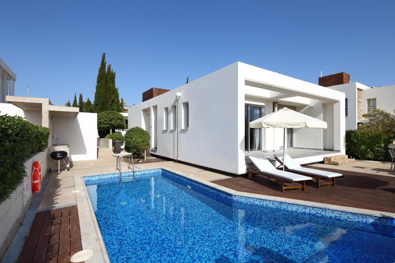 Paradise Cove Luxurious Beach Villas Pafos Exterior foto