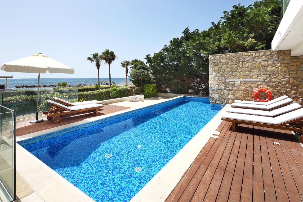Paradise Cove Luxurious Beach Villas Pafos Exterior foto