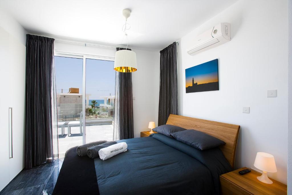Paradise Cove Luxurious Beach Villas Pafos Quarto foto