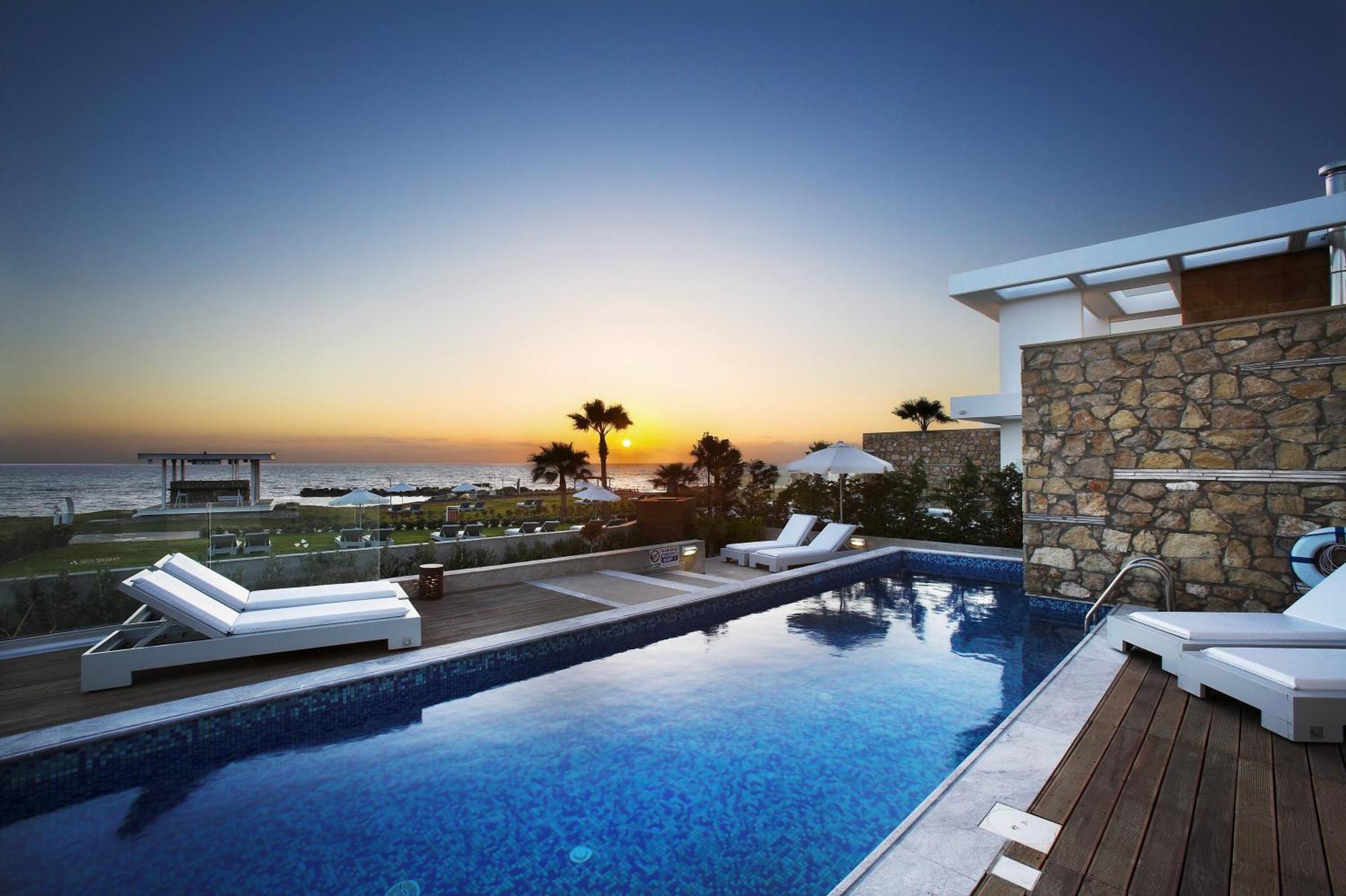 Paradise Cove Luxurious Beach Villas Pafos Exterior foto