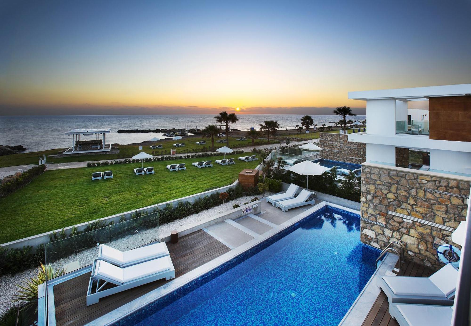 Paradise Cove Luxurious Beach Villas Pafos Exterior foto