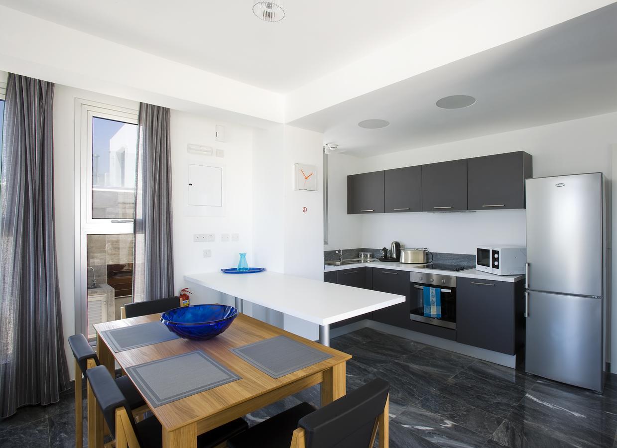 Paradise Cove Luxurious Beach Villas Pafos Exterior foto